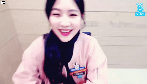 인디언 보조개 매력 터지는 여자 아이돌.gif | 인스티즈
