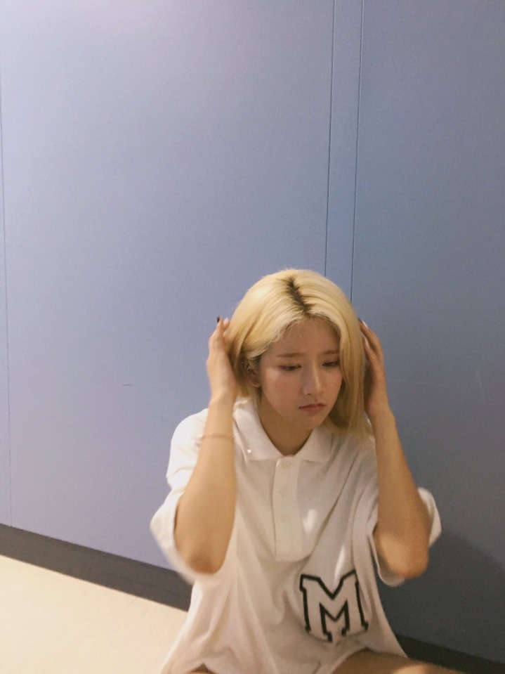 오늘 자 우주소녀 엑시 인스타그램 | 인스티즈