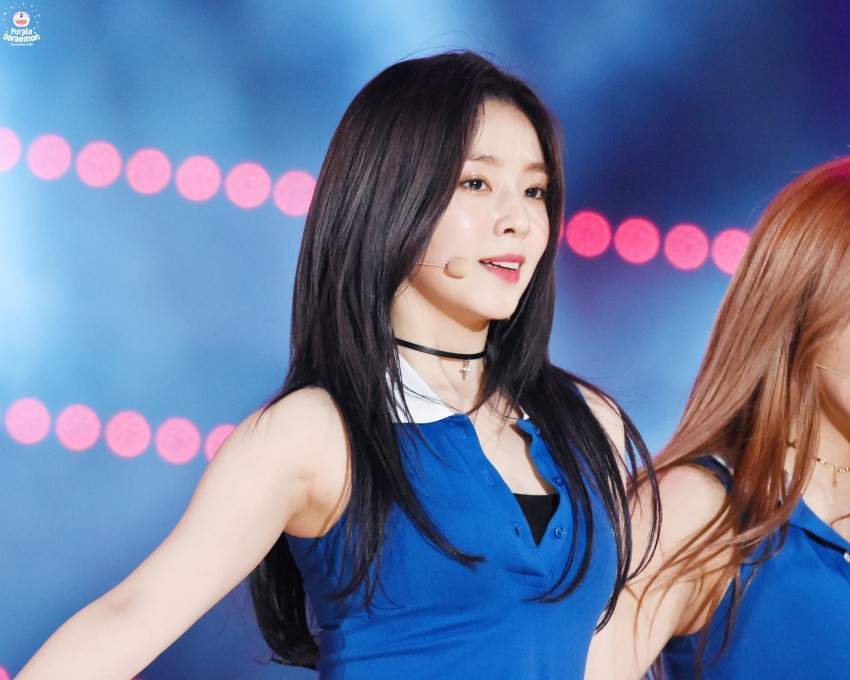 다시 흑발로 돌아온 아이린 | 인스티즈
