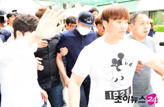 오늘자 퇴근하는 박유천.jpg | 인스티즈
