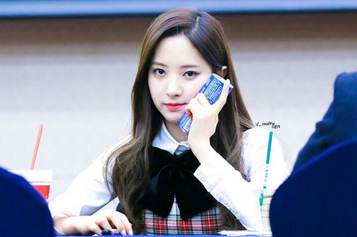 ㄹㅇ루다가 이쁜 보나 | 인스티즈