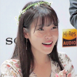 화관 쓴 아이유.gif | 인스티즈