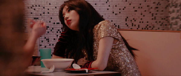 [미쓰에이] 수지의 치명적인 타락천사 연기. gif | 인스티즈