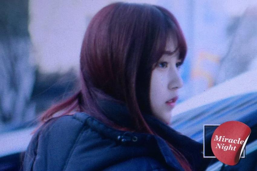 오늘자 화장 연하게하고 리즈 찍은 트와이스 미나 | 인스티즈