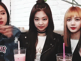 블랙핑크의 귀요미 담당.gif | 인스티즈