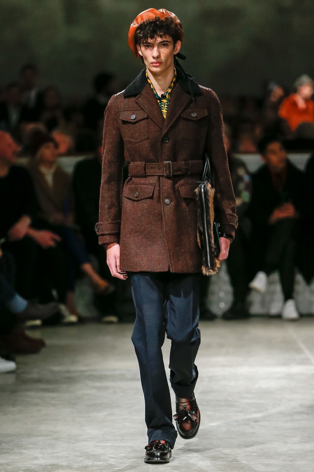 Prada 2017 F/W 남성복 & 여성복 컬렉션 | 인스티즈