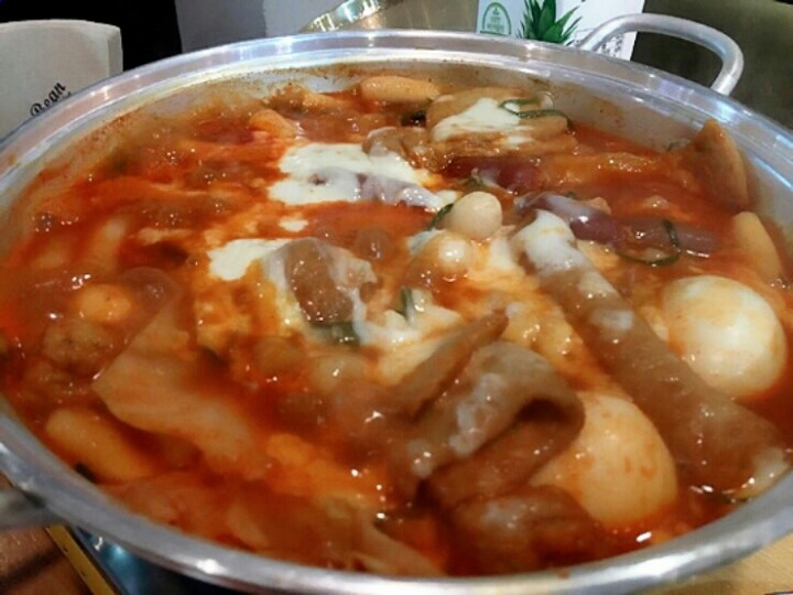 칭구떡볶이 이미지