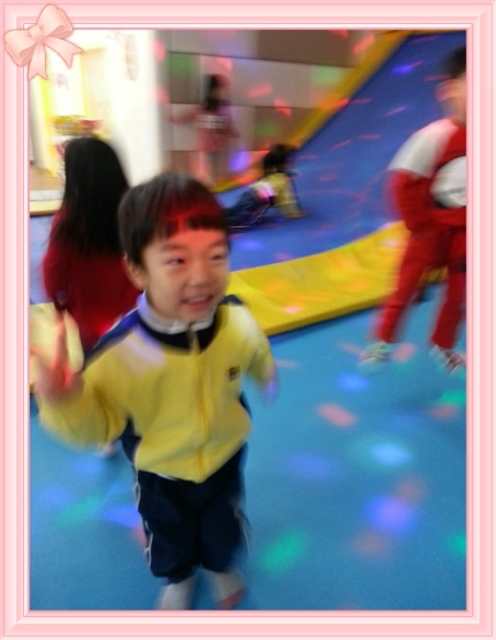 유후점핑클럽 이미지