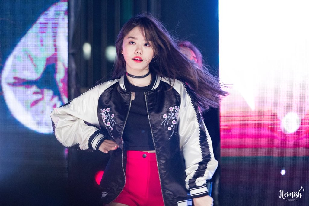 아이오아이 김소혜 앞머리 있vs없 | 인스티즈