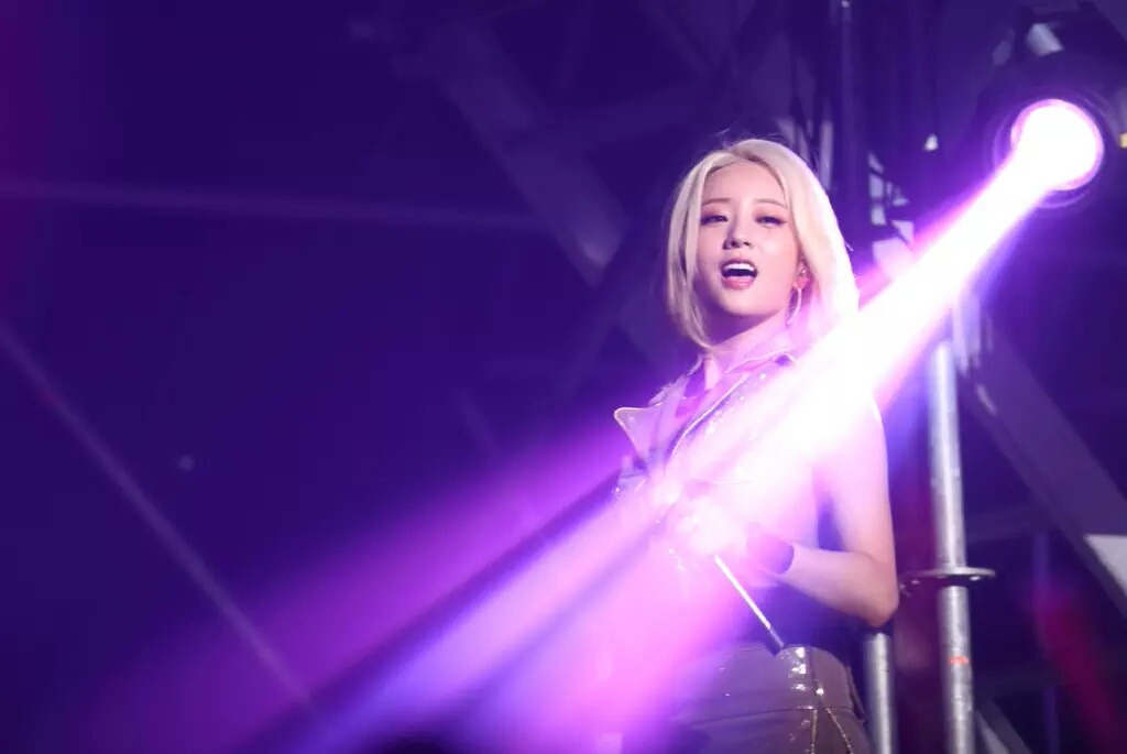 월요일이라 짜증나서 에이핑크 윤보미.jpgif | 인스티즈