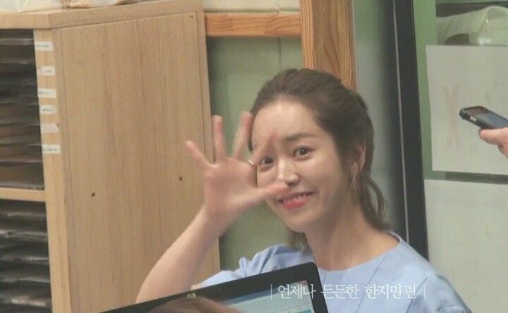 조윤희 라디오 중 한지민 | 인스티즈