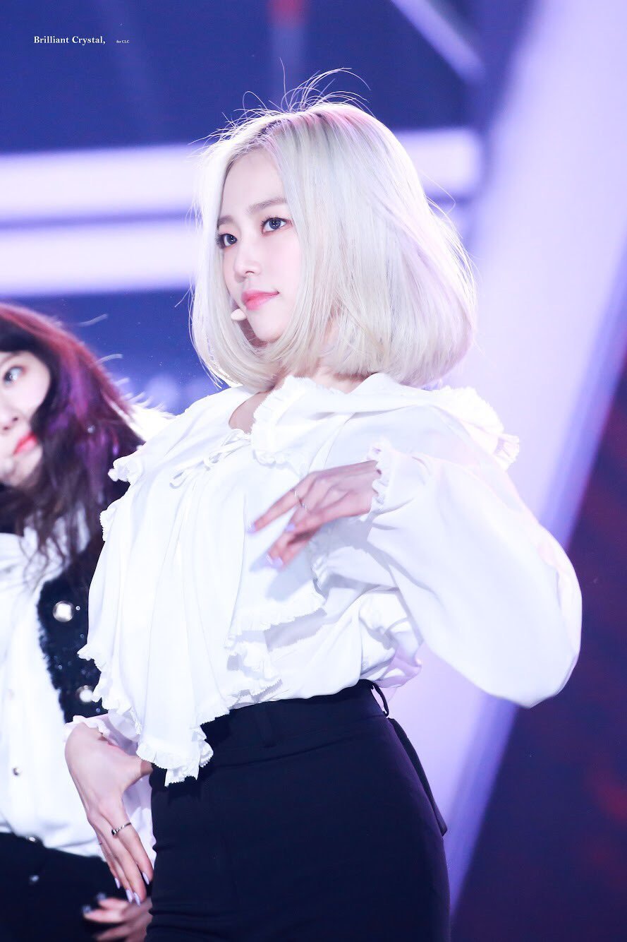 단발머리가 찰떡같이 어울리는 CLC 장예은.jpgif | 인스티즈