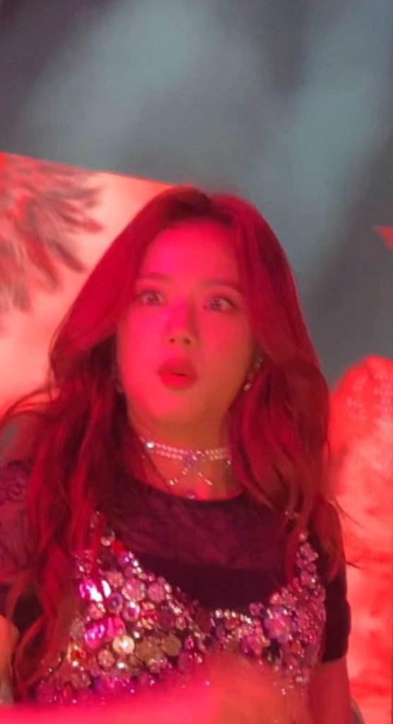 오늘 제니 돌발행동에 놀라는 블랙핑크 멤버들.jpg | 인스티즈