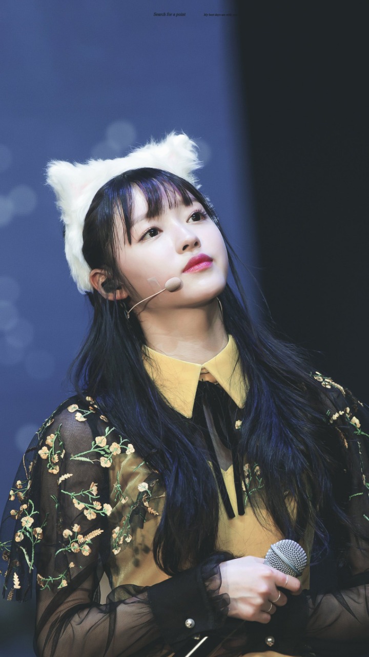 친오빠의 애교를 본 오마이걸 유아의 반응 | 인스티즈