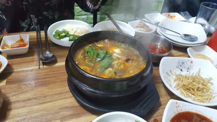 동원횟집 이미지
