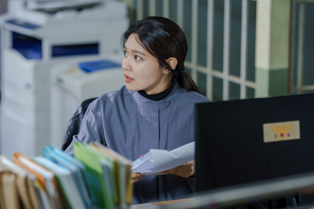 999F0E3B5E6C133813F2BA