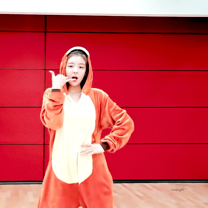 웃을때 댕댕이같은 ITZY 리아.gif | 인스티즈
