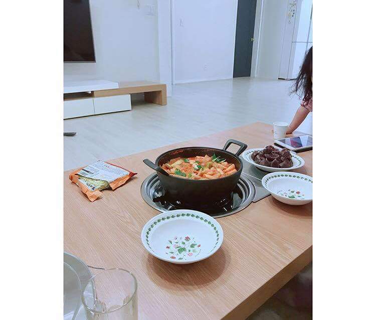 남편이 밖에서 이상한걸 가지고 왔는데... | 인스티즈