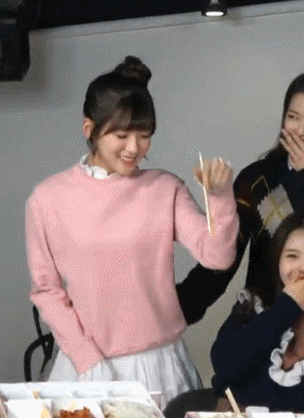 유혹하는 오마이걸 아린.gif | 인스티즈