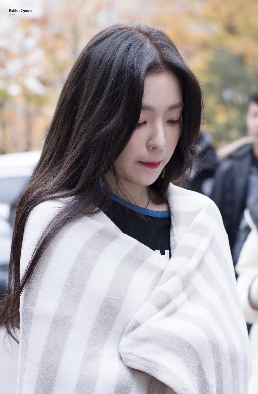 레드벨벳 뮤직뱅크 출근길 1 | 인스티즈