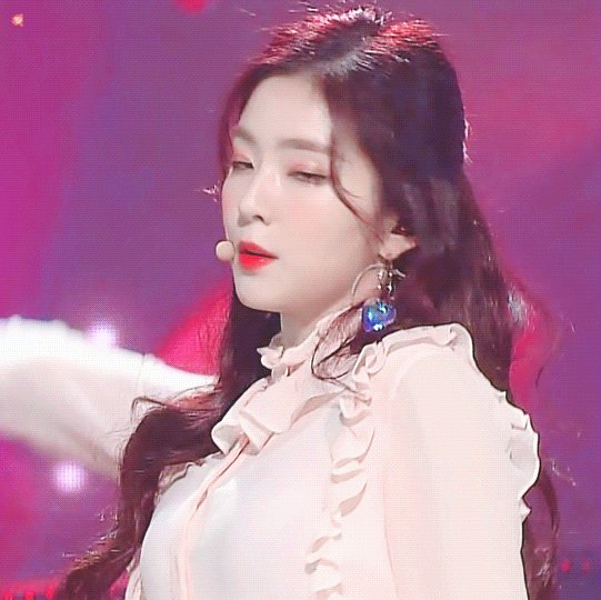 외모대결 태연 vs 아이린 | 인스티즈