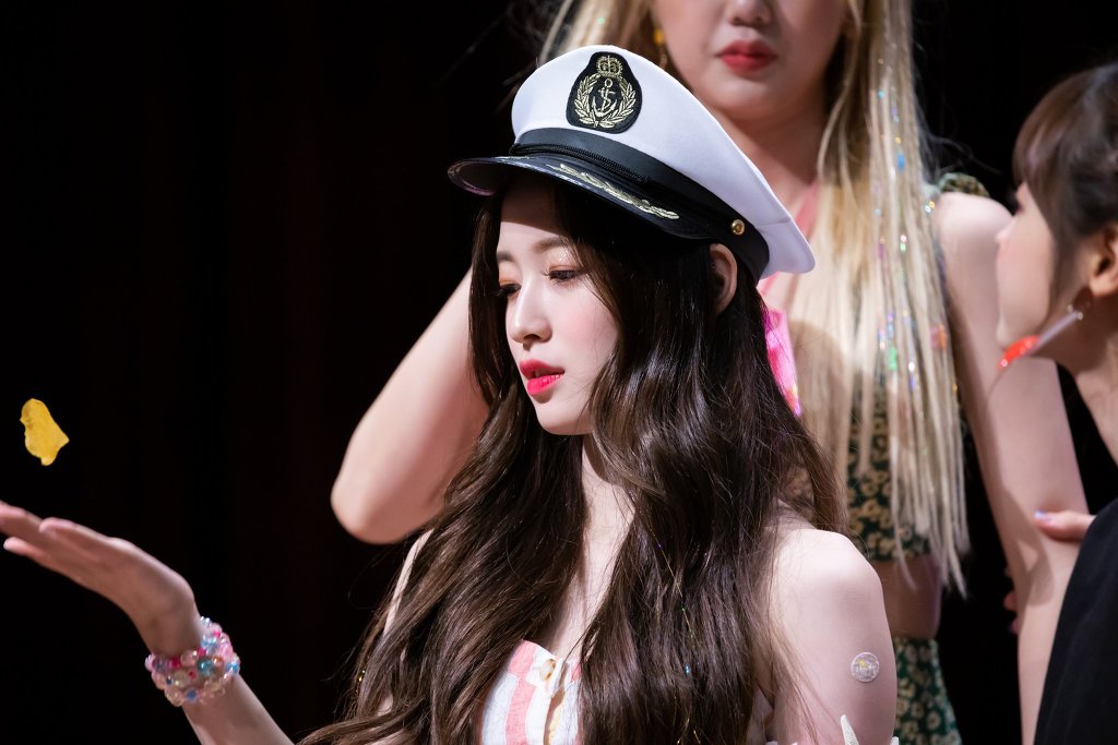 최예원 a.k.a 오마이걸 아린.jpgif | 인스티즈
