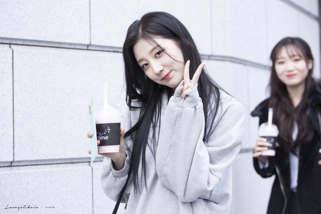 [러블리즈] 이틀동안 푹 쉬었으니 다시 업로드를 시작할까해서 예인이 | 인스티즈