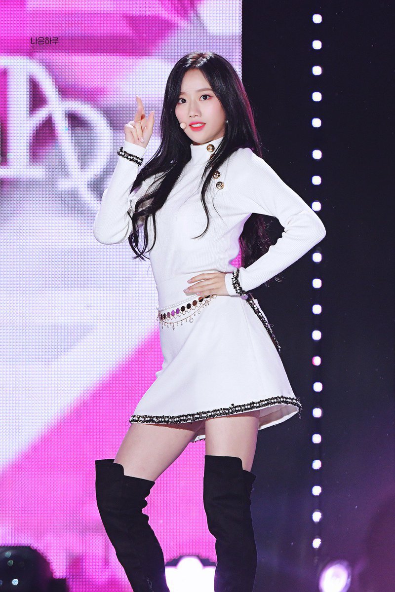 상큼하게 이쁜 에이프릴 이나은.jpgif | 인스티즈